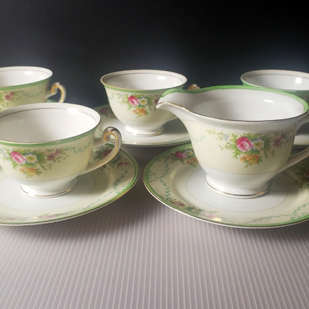 1939 Grace Fine China Tea Set - 4 Cups, 4 plates, Cream Pitcher & bonus plate